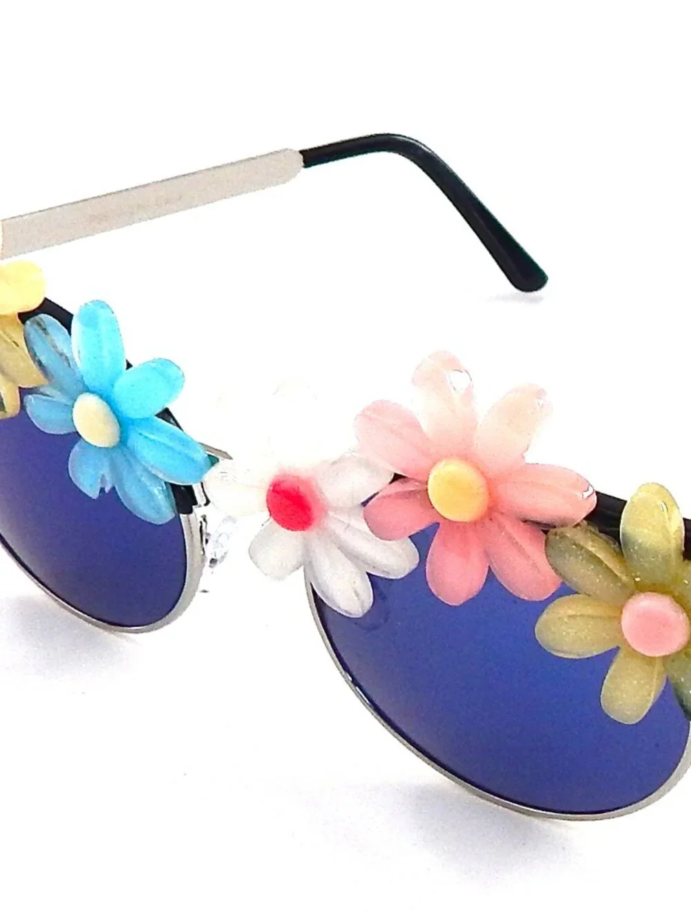 GASOLINE GLAMOUR SUMMER OF LOVE ACID COCO SUMMER TIME DAISY SUNGLASSES🌼💖✨